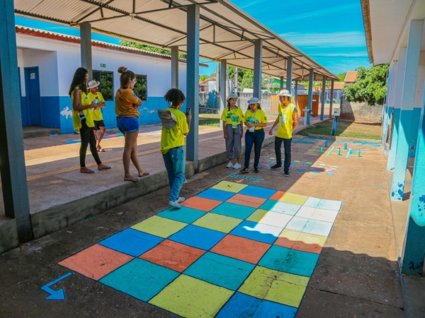 PINTURAS NA ESCOLA