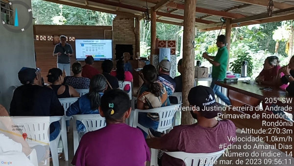 CURSO SOBRE DEFENSIVOS AGRÍCOL